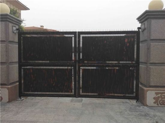 Puerta decorativa personalizada de hierro forjado