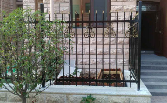 Seguridad personalizada fuerte cerca de balcón de hierro forjado de alta calidad